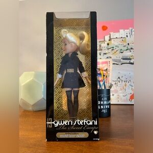 Gwen Stefani doll, NIB